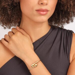 faberge-essence-yellow-gold-i-love-you-crossover-bracelet-121574-0.jpg